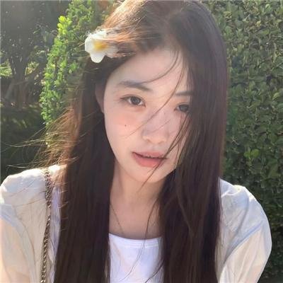 演员杨祐宁 照片